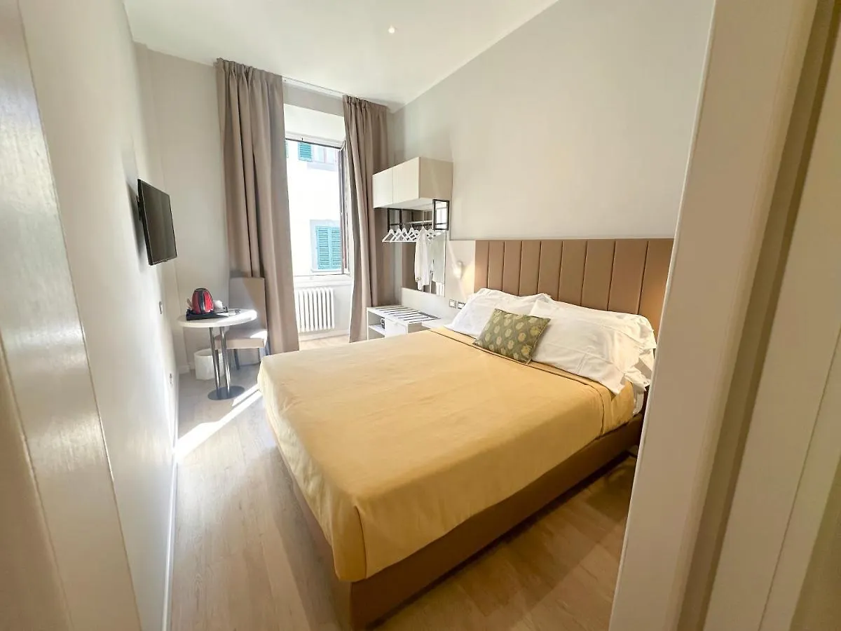 Hotel Giappone Florence Italy
